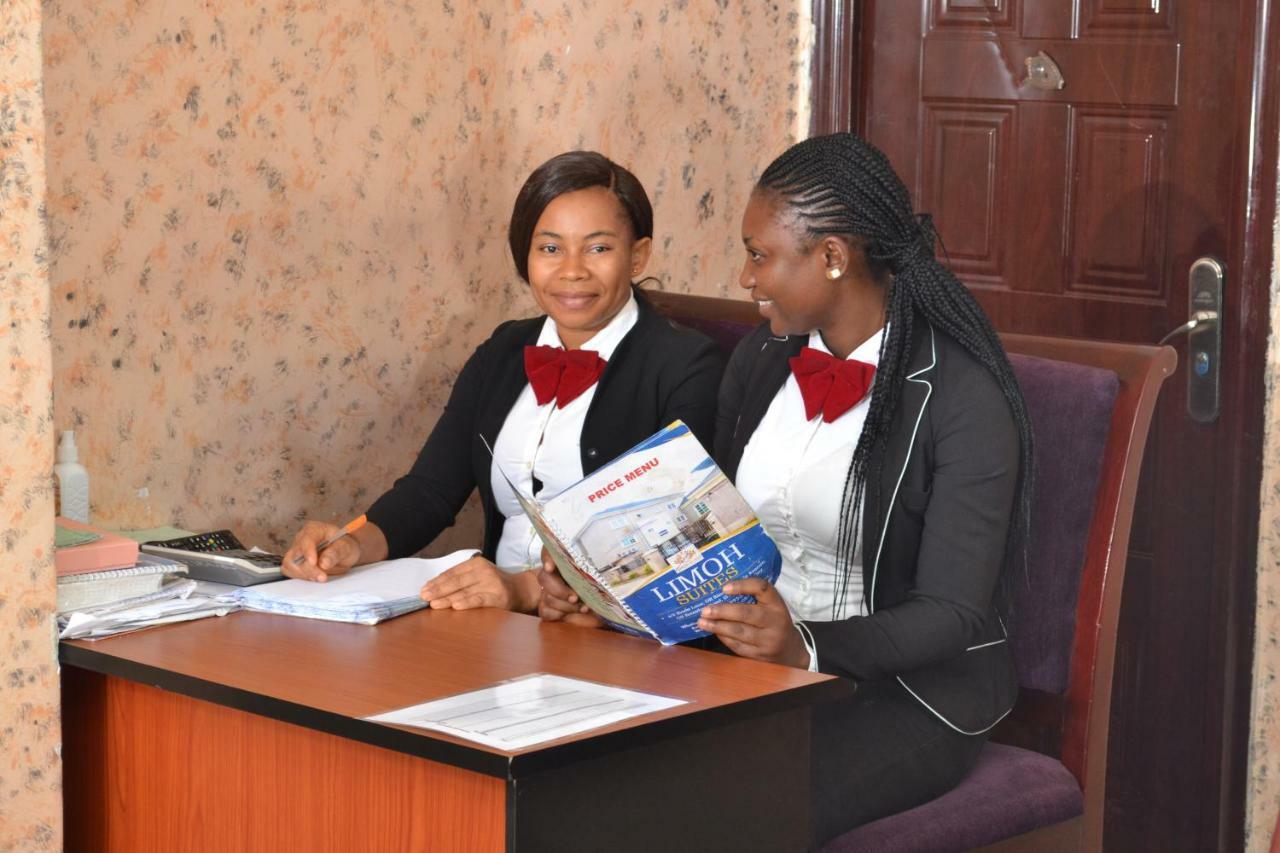 Limoh Suites Benin City Eksteriør bilde