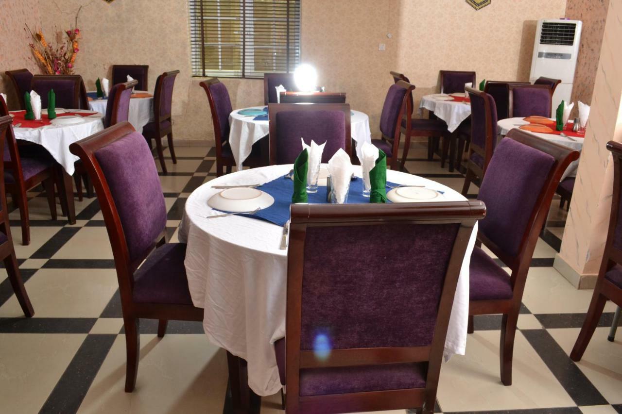 Limoh Suites Benin City Eksteriør bilde