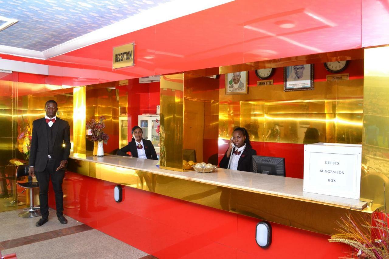 Limoh Suites Benin City Eksteriør bilde