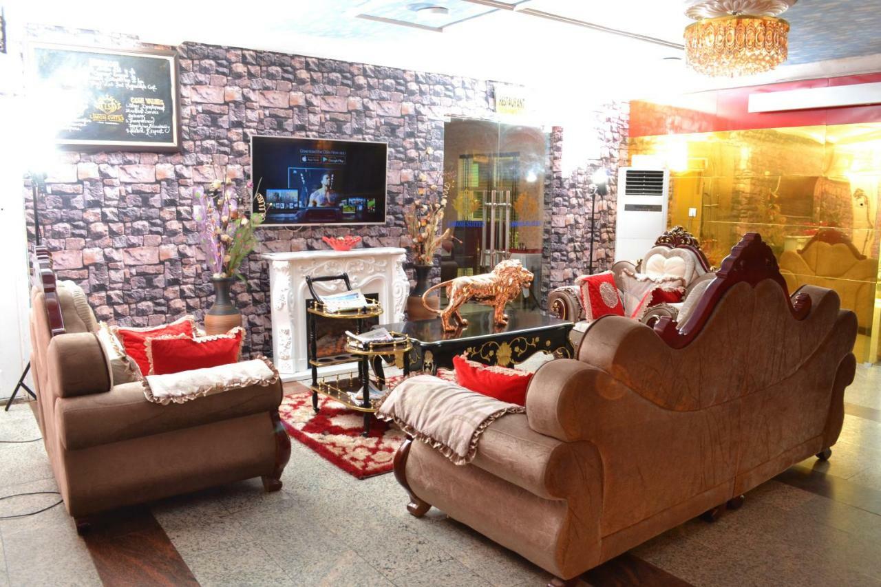 Limoh Suites Benin City Eksteriør bilde